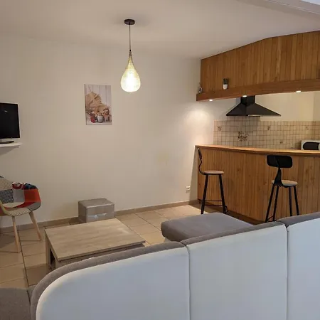 Charentais Spacieux Et Confortable à - Fr-1-653-208 Casa vacanze *