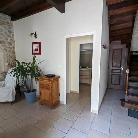 Maison Renovee Pres D'angouleme Avec Jardin Prive - Fr-1-653-208 * Vindelle